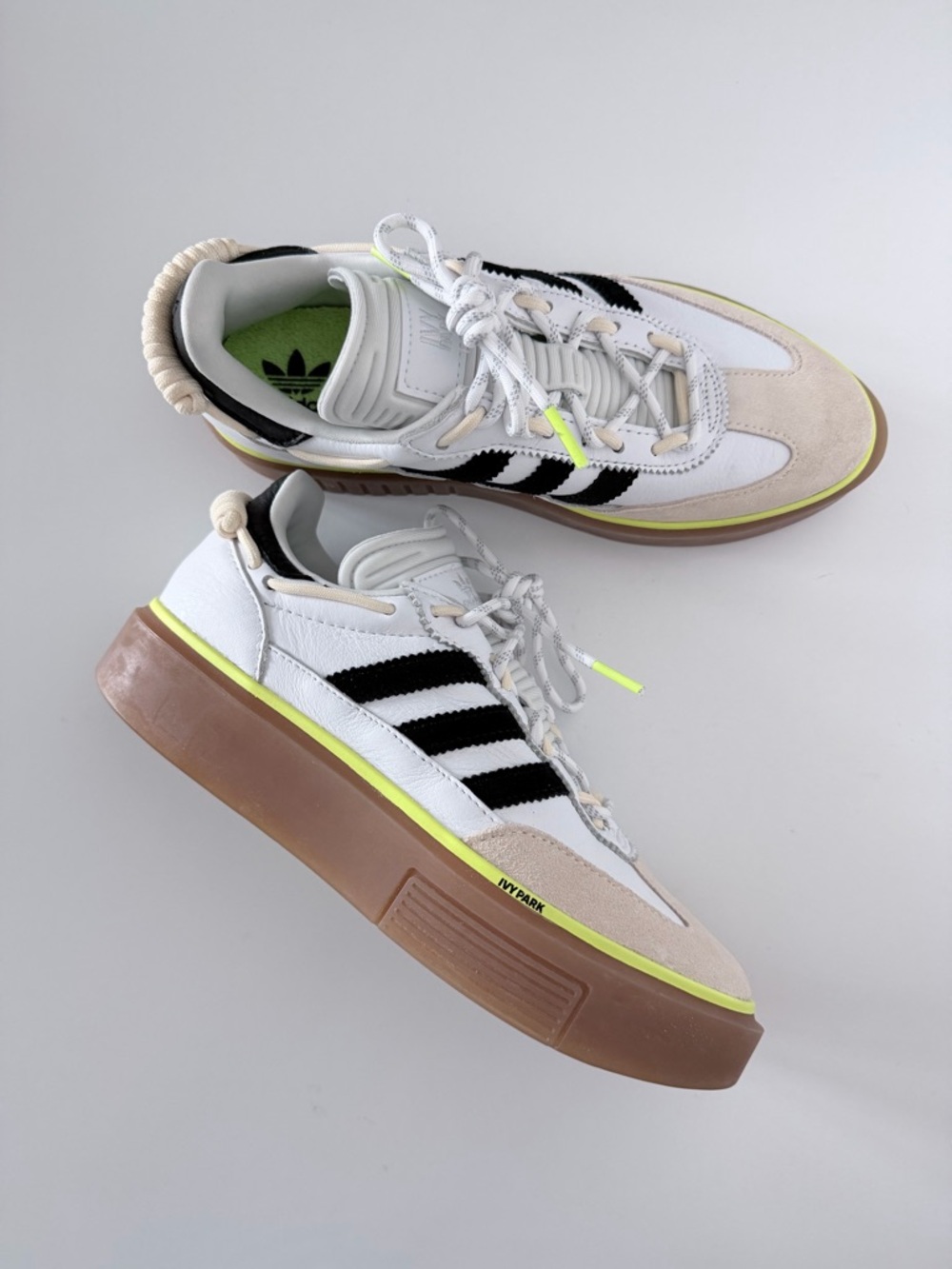 NWOT Adidas x Ivy Park Super Sleek 72 in box Size 6